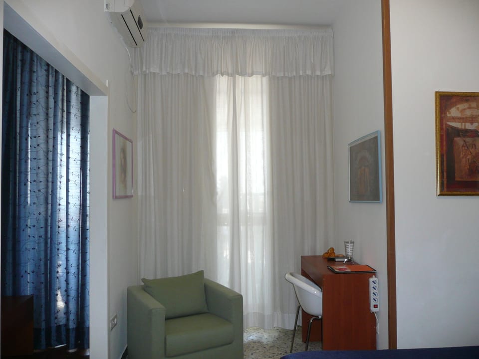 Room amenity