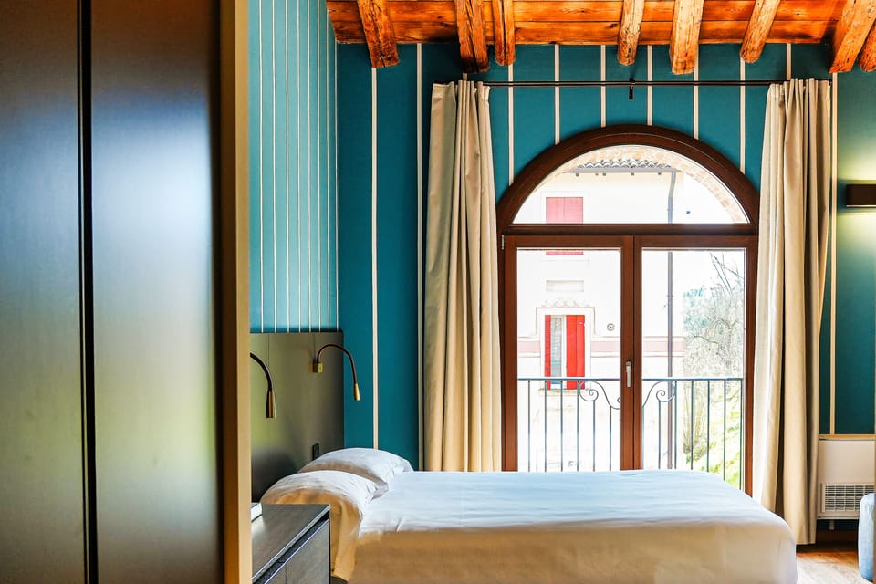 Classic Double Room | Minibar, desk, laptop workspace, cribs/infant beds