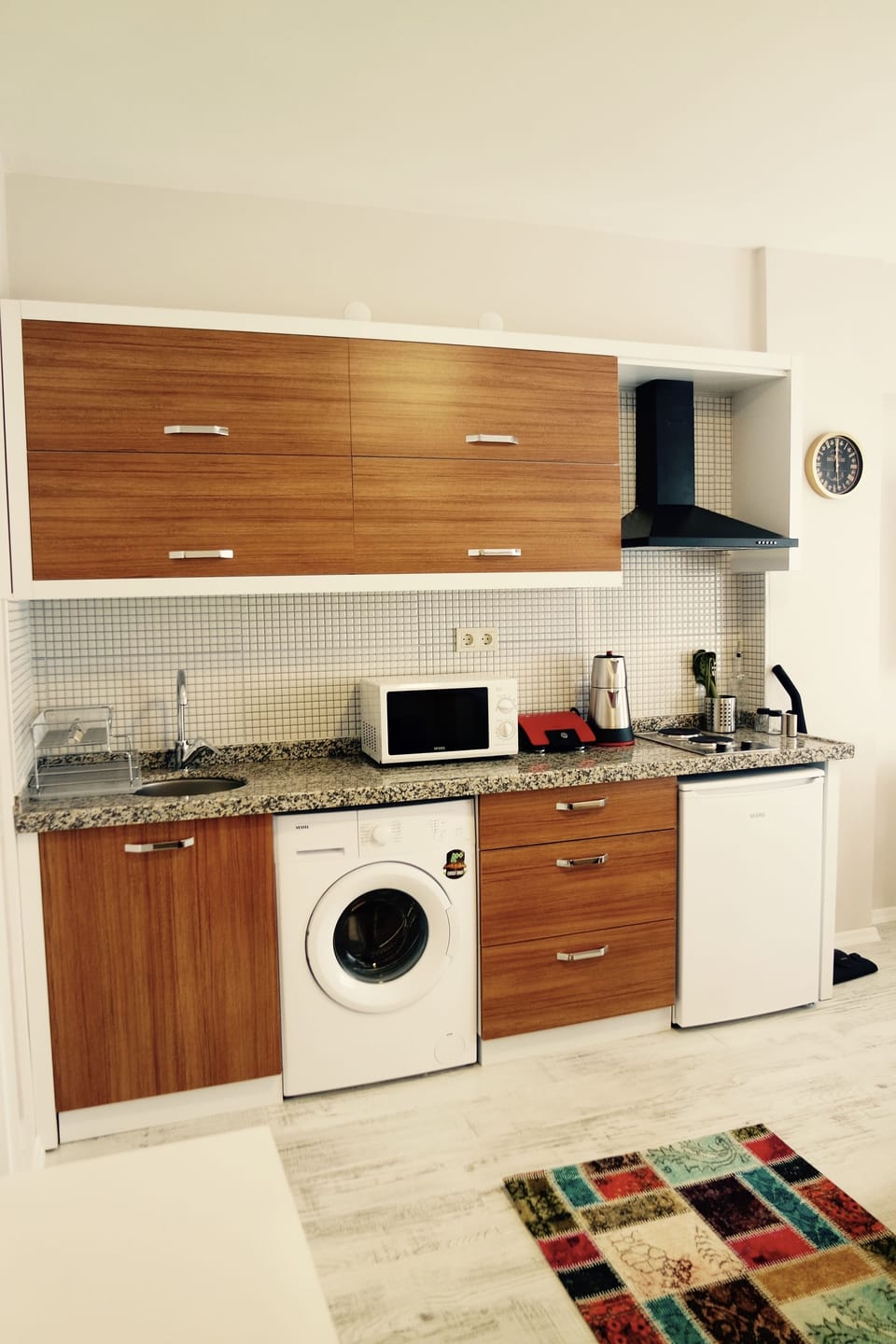 Apartment (Ground Floor) | Private kitchen | Electric kettle