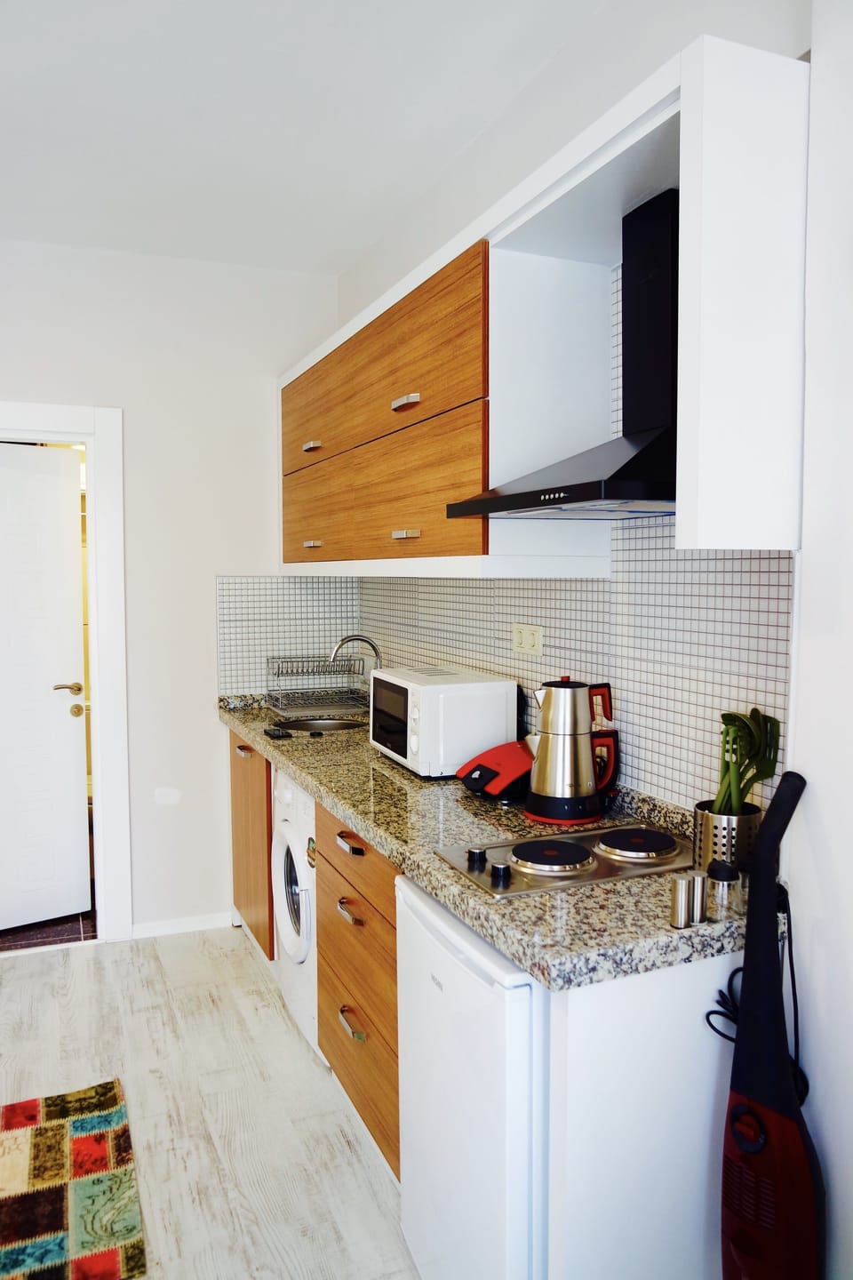 Apartment (Ground Floor) | Private kitchen | Electric kettle