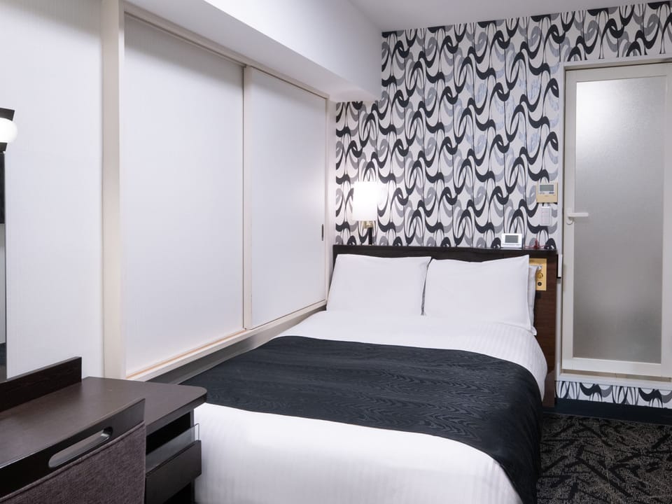 Semi Double Room Non Smoking | Down comforters, desk, blackout drapes, iron/ironing board (on request)