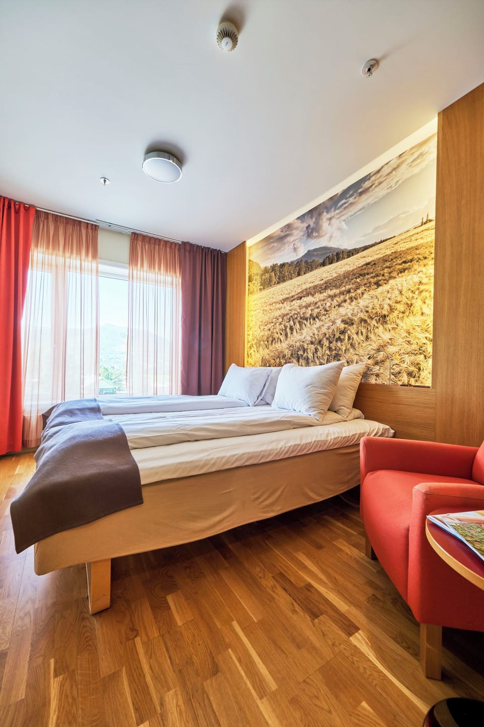 Standard Double Room | Blackout drapes, WiFi (free), bed sheets
