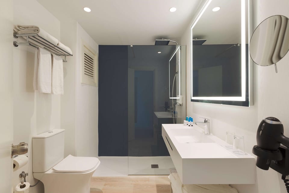 Hair dryer, towels