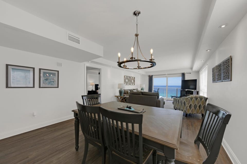 Living and Dining Area - New flooring and furniture throughout! 