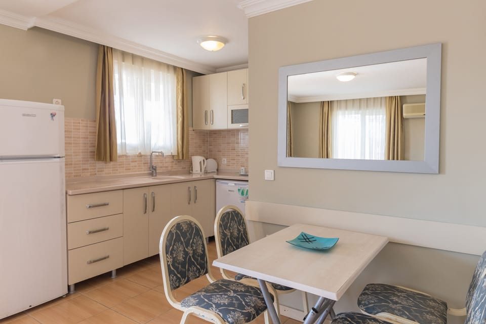 Family Apartment, 2 Bedrooms | Premium bedding, in-room safe, blackout drapes, free WiFi