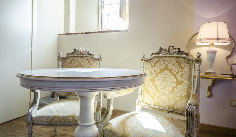 Suite | Living area | LED TV