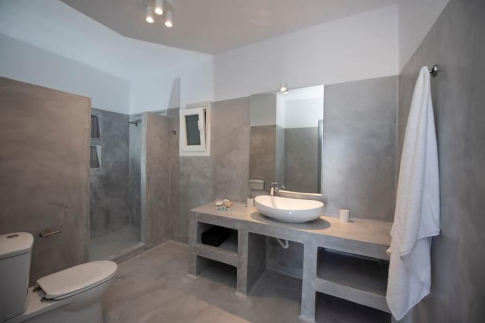 Bathroom of the Guest House #2