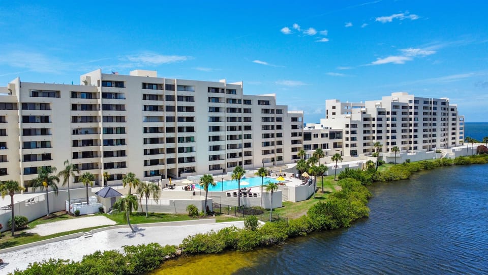 410- Gulf Island Beach  & Tennis Club!