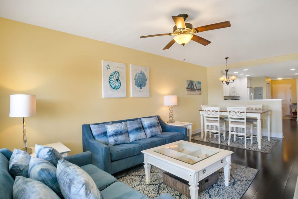 Living/Dining area with sleeper sofa