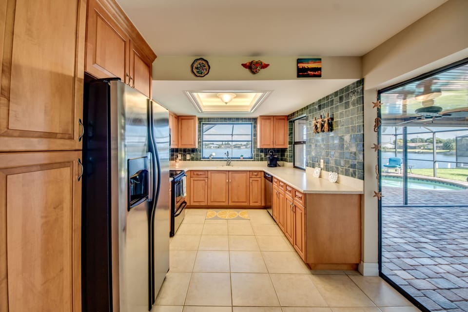 Fully stocked kitchen