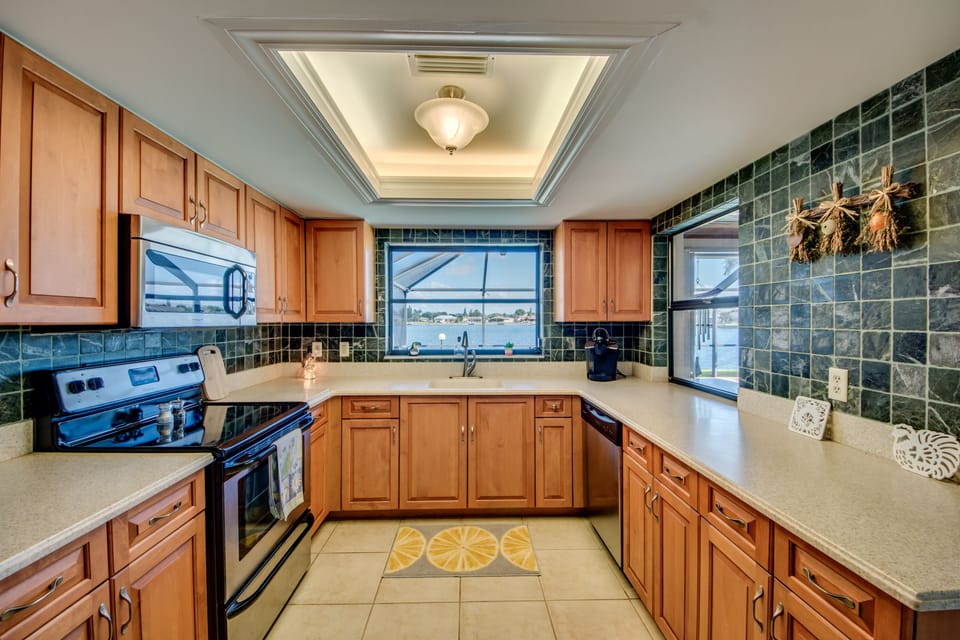 Fully stocked kitchen.