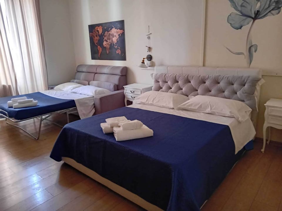 Desk, cribs/infant beds, rollaway beds, free WiFi