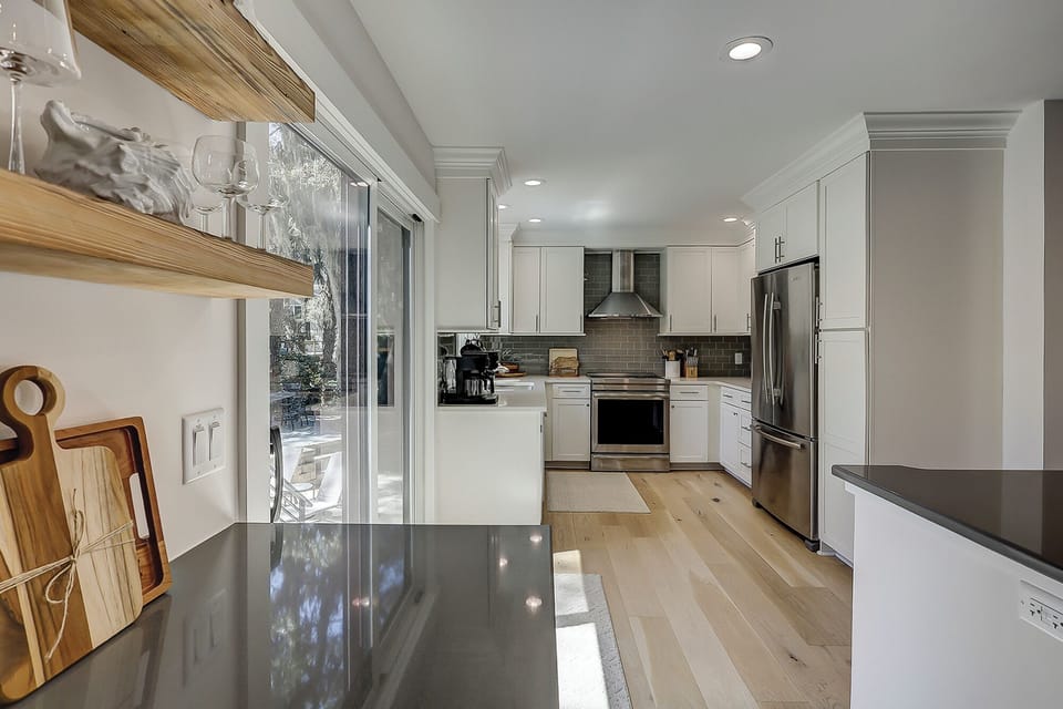 13 Bald Eagle West - Kitchen (Main Floor)