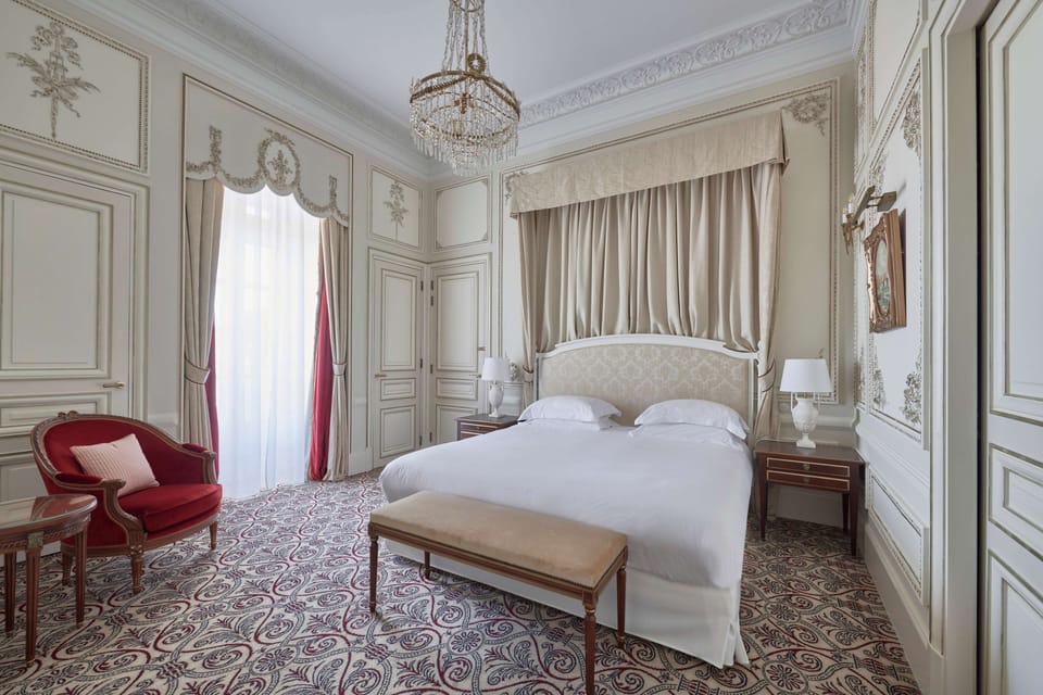 Royal Suite, 1 King Bed | Frette Italian sheets, premium bedding, Select Comfort beds, minibar