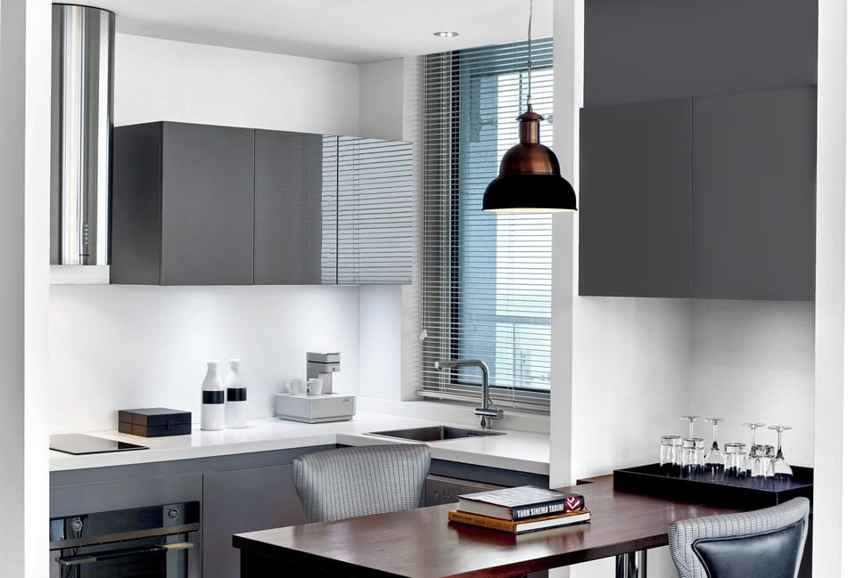 Club Suite, 1 Bedroom | Private kitchen | Coffee/tea maker