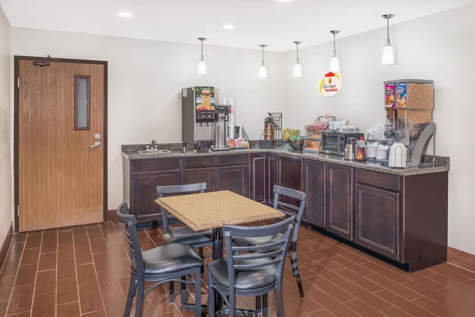 Free daily on-the-go breakfast