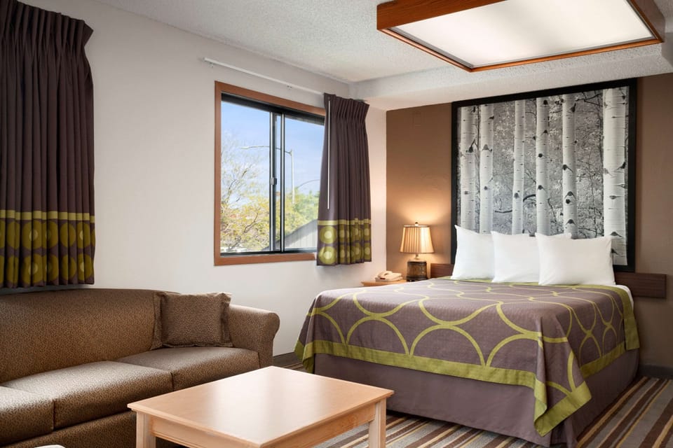 In-room safe, desk, laptop workspace, iron/ironing board