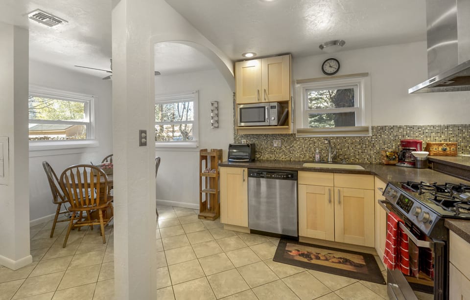 Newly renovated Kitchen with eat in table