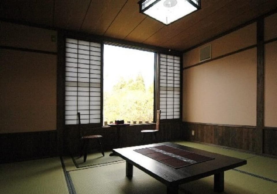 Hananobu Room