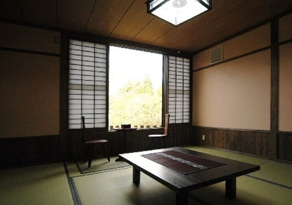 Hananobu Room