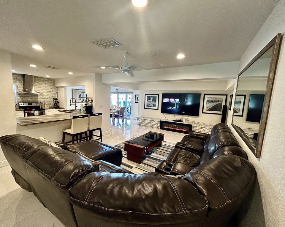 Living room 1
