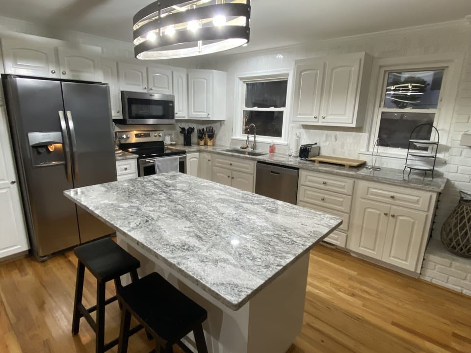 Kitchen island 