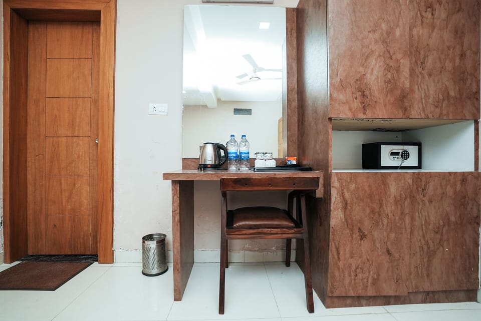 Deluxe Room | Desk, soundproofing, free WiFi, bed sheets