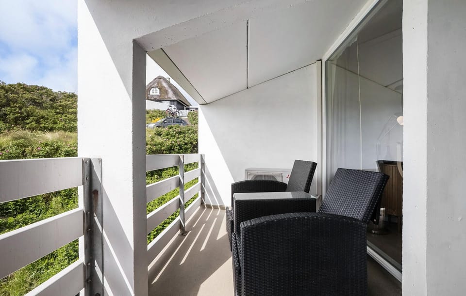 balcony-terrace