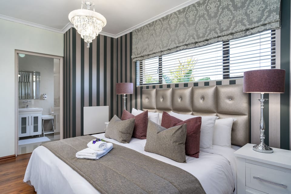 Double Room (1) | Free WiFi, bed sheets