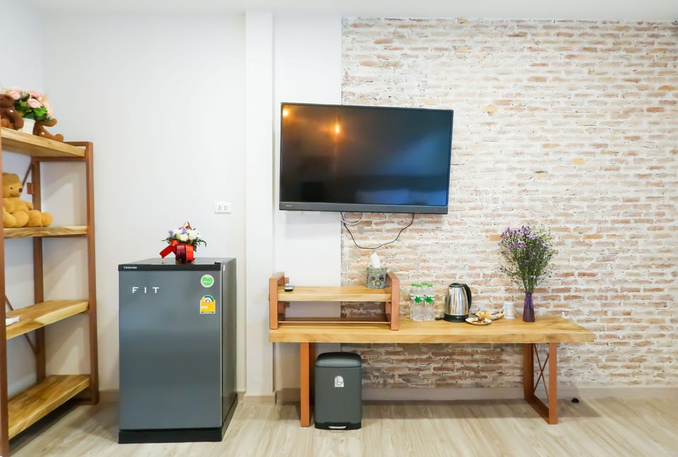 Standard Quadruple Room Type A | Desk, soundproofing, free WiFi, bed sheets