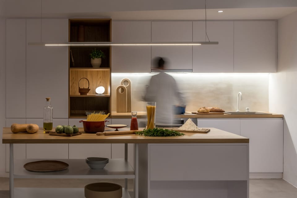 2 restaurants, breakfast, lunch, dinner served; Mediterranean cuisine