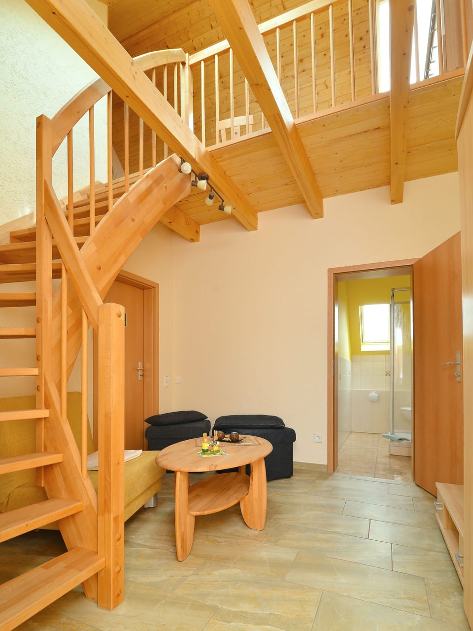 Studio, Private Bathroom, Garden View | Interior