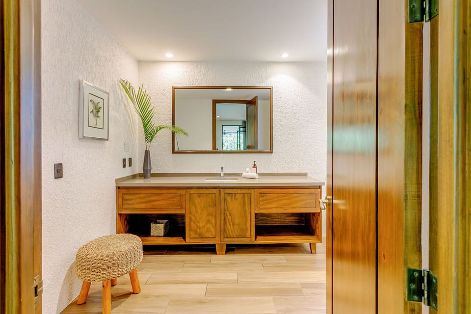 Luxury Apartment, 3 Bedrooms, Private Pool | Bathroom