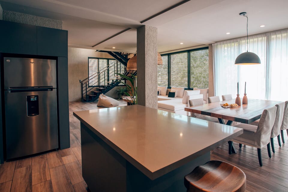 Luxury Apartment, 3 Bedrooms, Private Pool | Private kitchen | Dining table
