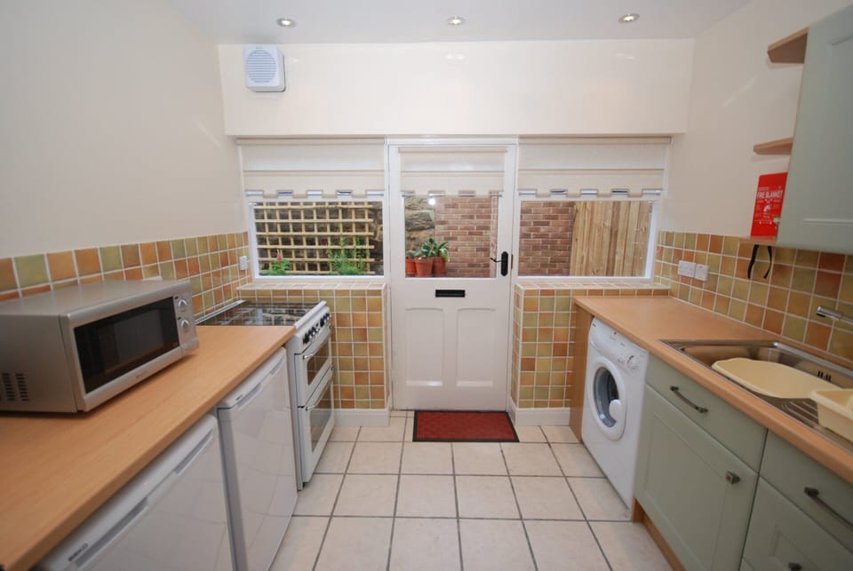 Superior Cottage, Ensuite | Restaurant