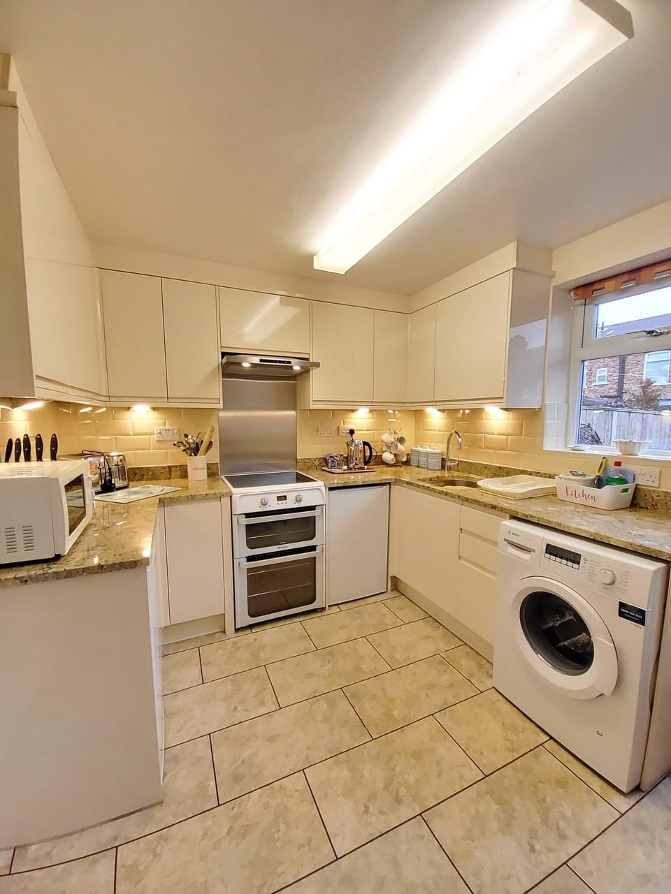 Cottage, Private Bathroom, Garden View (Jasmine Cottage) | Shared kitchen