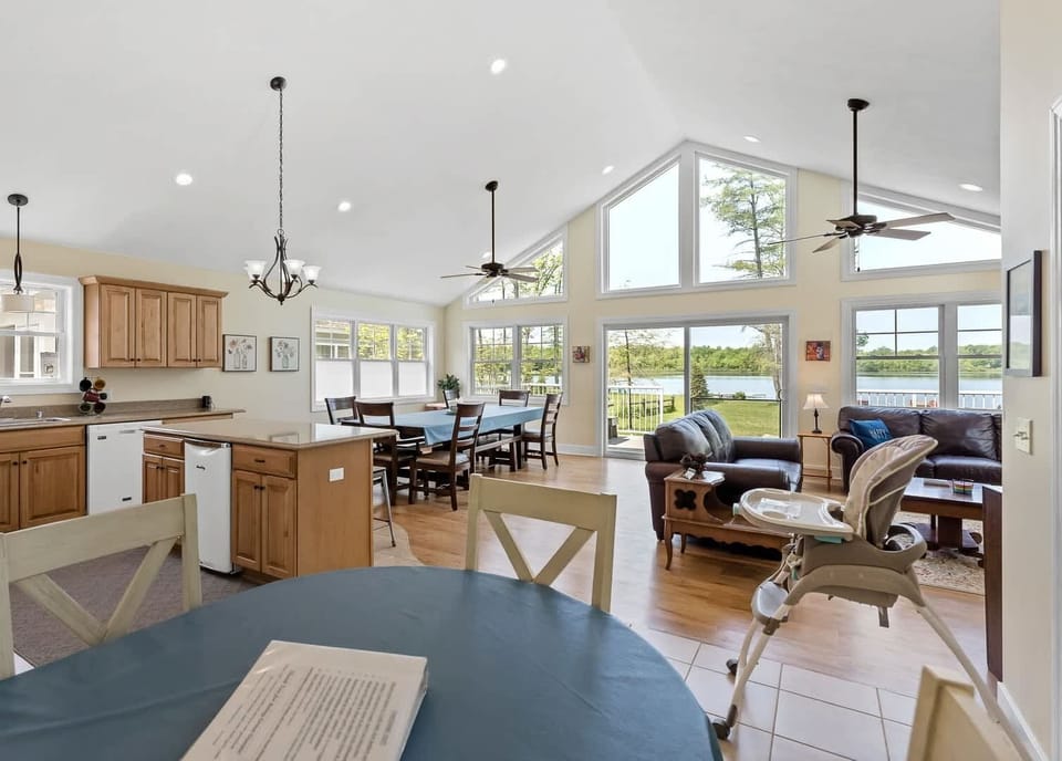 Wider/side view of the Hawk's Haven great room