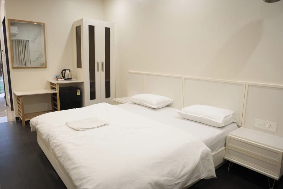 Elite Double Room, Garden View | Egyptian cotton sheets, premium bedding, down comforters