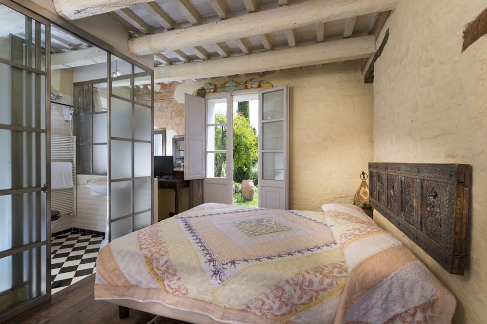 Double or Twin Room | Minibar, in-room safe, individually decorated, individually furnished