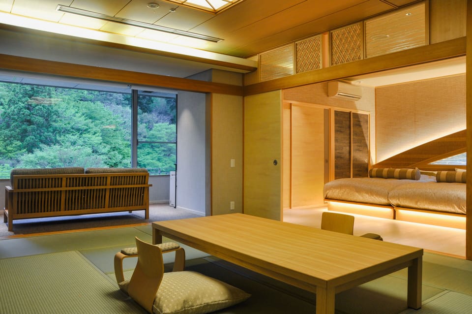 Traditional Room, 1 Bedroom, Non Smoking, Mountain View (can't serve dinner after 8 PM checkin) | In-room safe, blackout drapes, WiFi (free), bed sheets