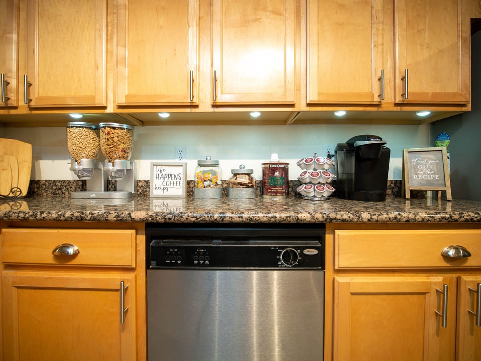 Cereal, oatmeal, eggs, coffee, or hot tea complimentary on the house!