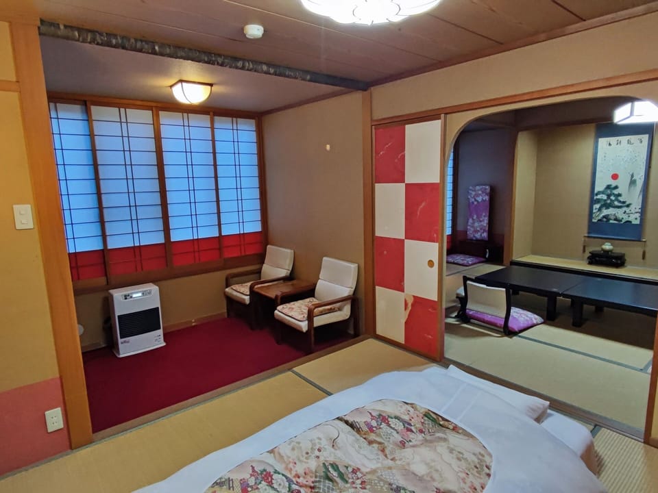 In-room safe, free WiFi, bed sheets