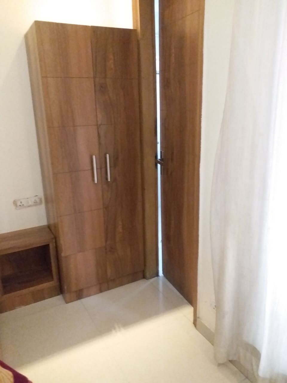 Deluxe Room | Bathroom amenities | Shower, towels