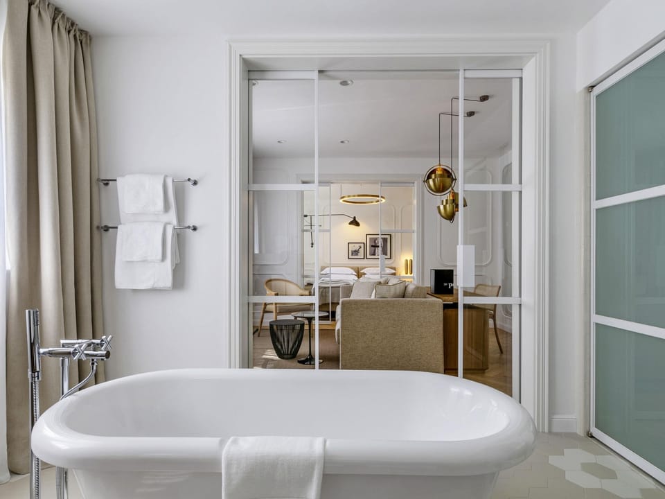 Suite, 1 Double Bed (Loft) | Egyptian cotton sheets, premium bedding, down comforters, pillowtop beds