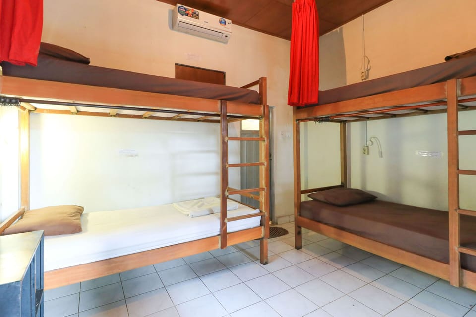 Desk, iron/ironing board, free WiFi