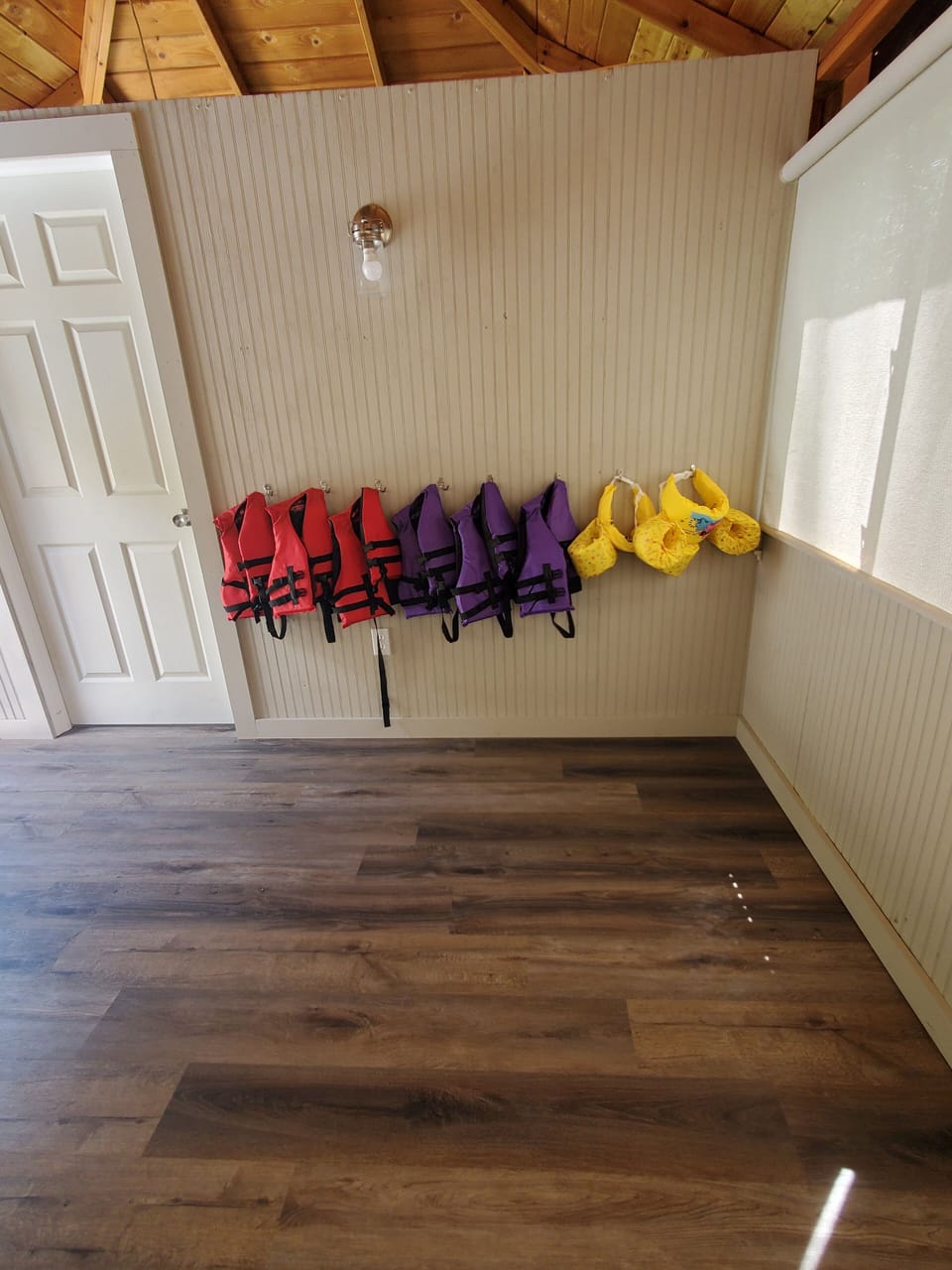 Pool house with life jackets,pool toys and floats