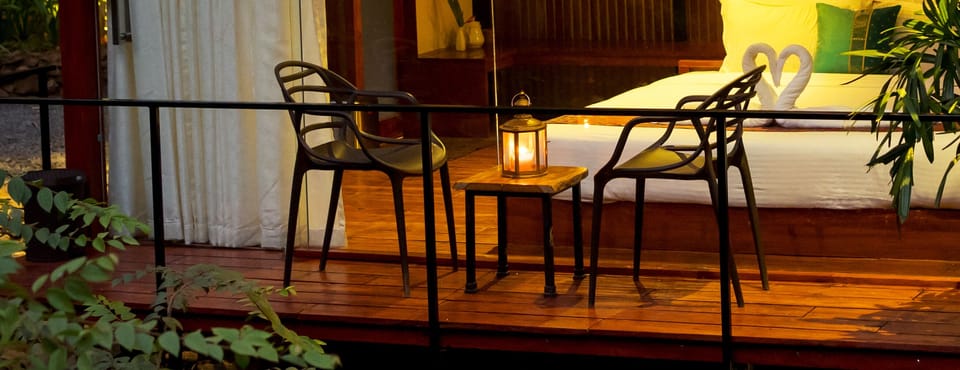 Honeymoon Cabin, 1 King Bed, Lake View, Lakeside | Iron/ironing board, free WiFi, bed sheets
