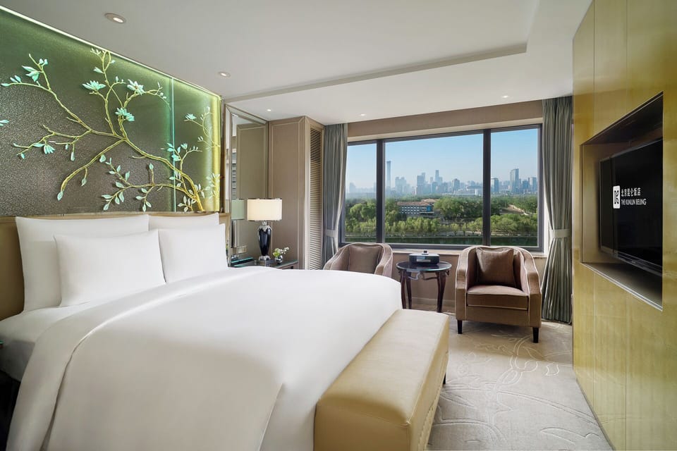 Premium Suite, 1 Bedroom, Non Smoking | Hypo-allergenic bedding available, minibar, in-room safe
