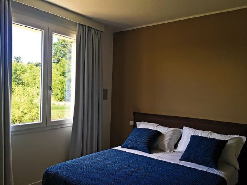 Bedroom, Bed, Room, Furniture, Property, Bed Sheet, Interior Design, Mattress, Window Covering, Bed Frame