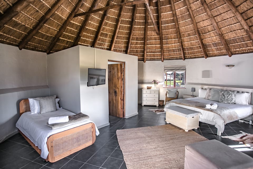 Family Rondavel | 1 bedroom, pillowtop beds, bed sheets